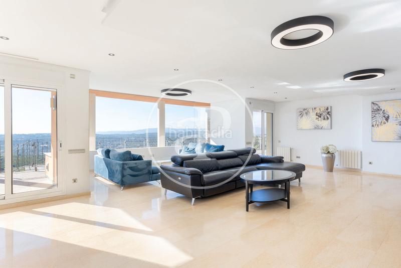 Foto b7ab70a8-30ae-4068-a33b-9cae7896726a. Maison avec chauffage parking piscine dans Cumbres de Calicanto Torrent