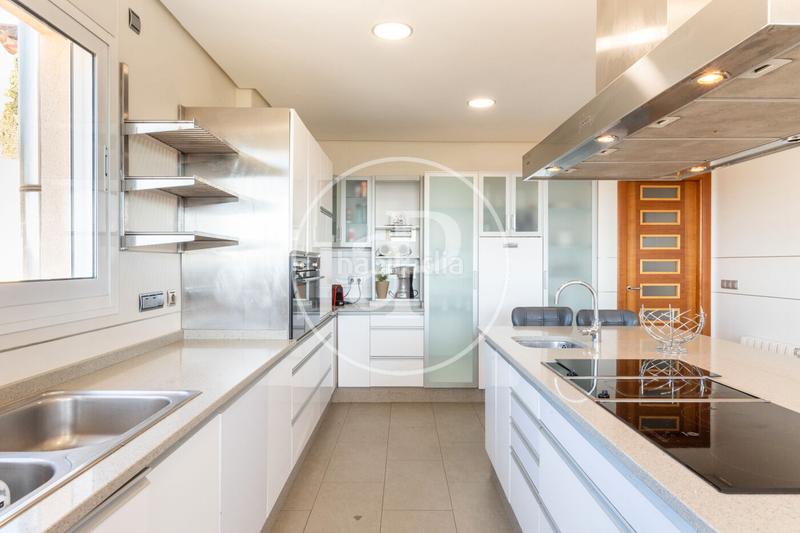 Foto fb5b3450-c06e-454c-9466-62bdb9f5239e. Maison avec chauffage parking piscine dans Cumbres de Calicanto Torrent