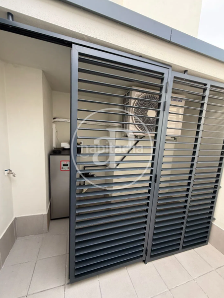 Foto e63220d4-96b8-47ab-ab71-816110b0ff70. Location attique avec chauffage parking piscine dans Valencia