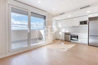 Miete Dachwohnung  Carrer de la borrasca. Ático en alquiler en safranar