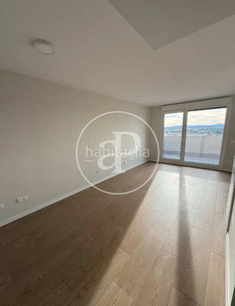 Foto 30609243-d040-40f9-bbe0-ef3b1173ef8b. Rent penthouse with heating parking pool in Sant Isidre Valencia