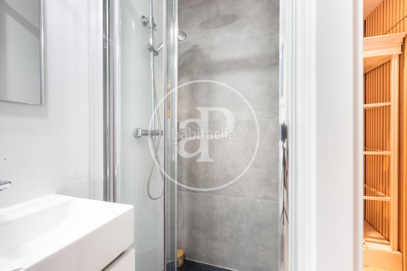 Foto f6959731-f4ef-4cb7-9bae-23d679e955b2. Miete etagenwohnung mit heizung in Russafa Valencia