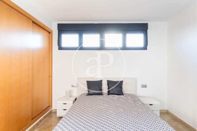 Foto 0c66f761-c906-4994-8414-cd8f6d816619. Location duplex avec chauffage parking piscine dans Valencia