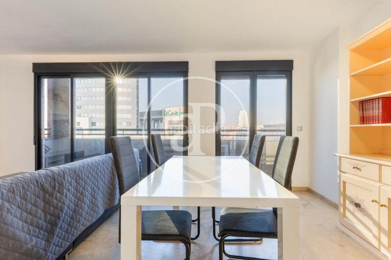 Foto a7b3316d-9fa9-42ea-8c4a-f4b7a6fd200c. Location duplex avec chauffage parking piscine dans Valencia