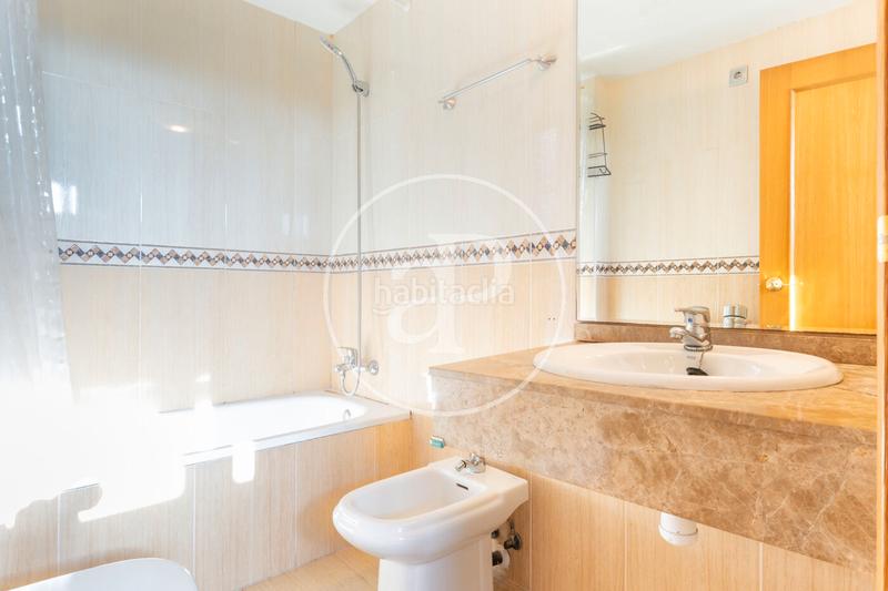 Foto c7a88a00-82d6-47e8-9213-fcb3f2fc7958. Rent duplex with heating parking pool in Penya-Roja - Avda. Francia Valencia