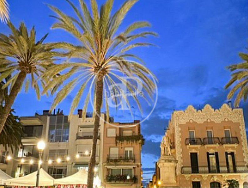 Foto 70d3dbb8-3c53-456b-b78b-7ea252596a9c. Casa adossada amb calefacció aparcament a Centre Badalona