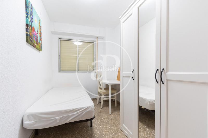 Foto 293ff1b2-9149-4e8a-8752-b2abbab6ecf1. Location appartement avec chauffage dans Torrefiel Valencia