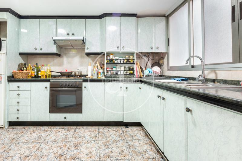 Foto 4b759e60-f230-4a0e-914a-4e718b1922a5. Flat with heating in La Creu Coberta Valencia