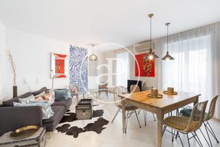 Etagenwohnung  Carrer de sevilla. Piso de 3 habitaciones en venta en ruzafa