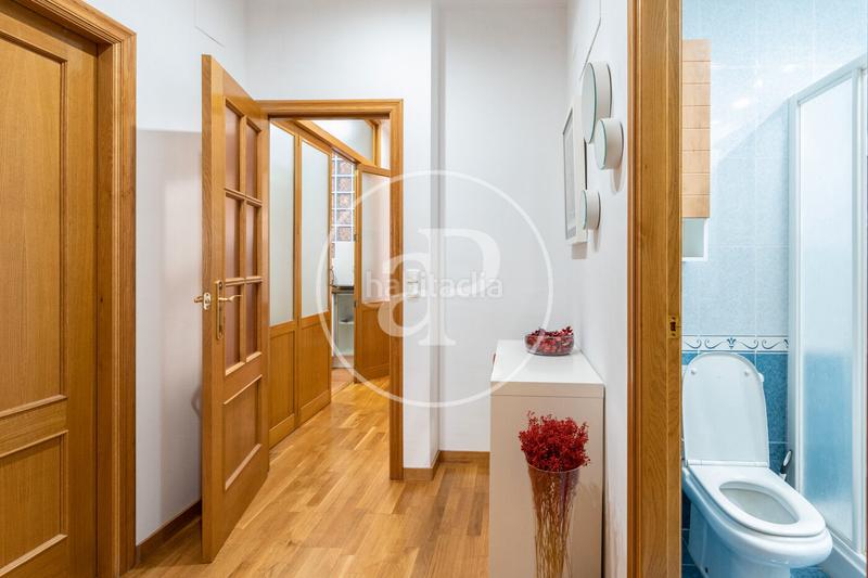 Foto 184f6195-389e-41b2-a852-3ef586b7ddeb. Rent flat with heating in Russafa Valencia