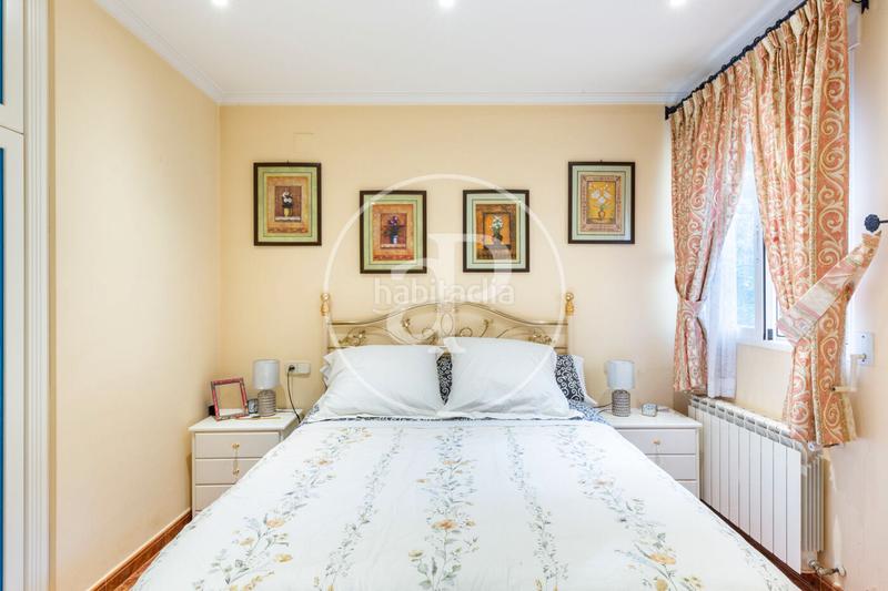 Foto 2ffd6d7a-7609-4f34-99ad-43e2fb5b77a0. Haus mit heizung parking pool in Serra