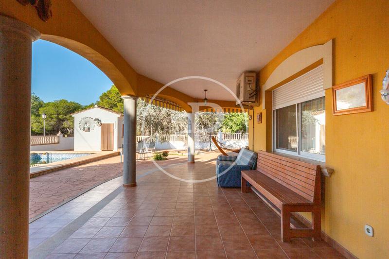 Foto 51534e08-c5e8-463b-ab76-144dcb812b3c. Haus mit heizung parking pool in Serra