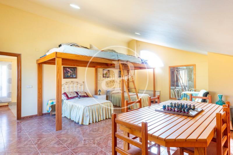 Foto d024cb15-435d-4d8c-85e5-f0b2a6454ac1. Haus mit heizung parking pool in Serra