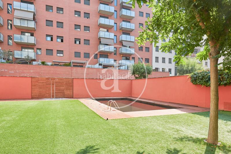 Foto 2a3c939d-a3df-41c0-9717-62230aacca34. Location appartement avec chauffage parking piscine dans Barcelona