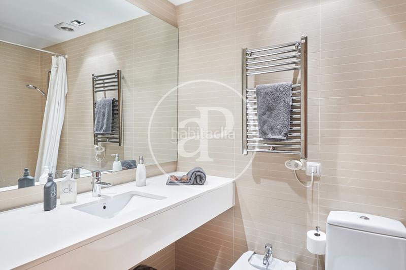 Foto 2ee4b6b6-d9ed-4399-abca-3048919282ca. Rent flat with heating parking pool in Provençals del Poblenou Barcelona