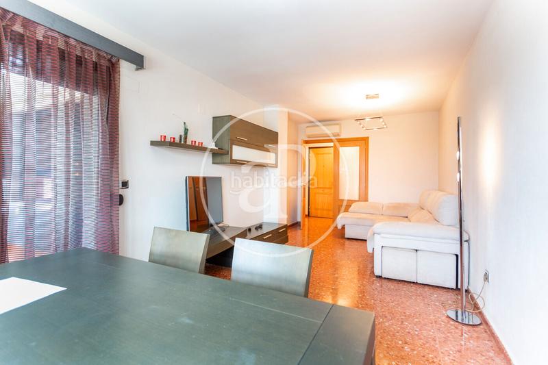 Foto afdb894d-c046-42f6-b256-58330d79a5c1. Miete etagenwohnung mit heizung parking pool in Camí Reial Valencia