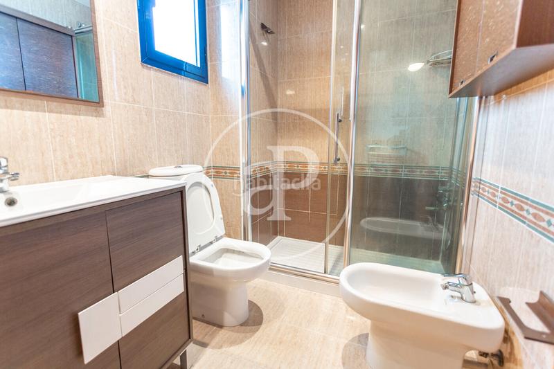 Foto f15743b9-5d66-4be2-9fe7-649969ca628b. Miete etagenwohnung mit heizung parking pool in Camí Reial Valencia