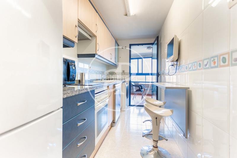 Foto f9c68f73-61b2-47ab-83db-0159eb06636e. Miete etagenwohnung mit heizung parking pool in Camí Reial Valencia