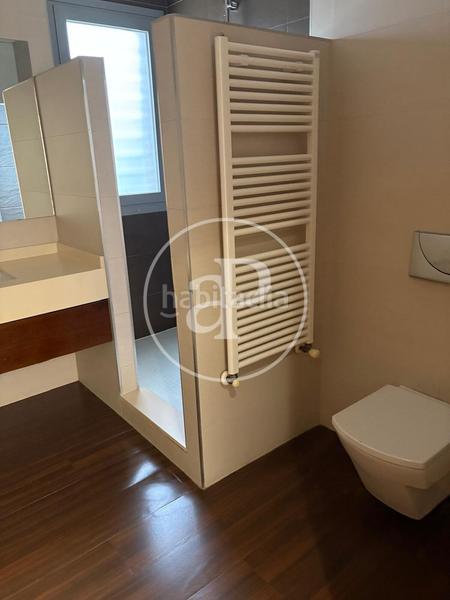 Foto 013c4704-ff70-4c75-a361-69e28f54d32d. Lloguer casa amb calefacció aparcament piscina a Torrent