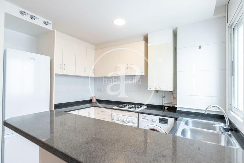 Foto 8ab9acd8-5a4d-49d4-b522-61be1b08ae4a. Affitto appartamento con riscaldamento in Sagrada Família Barcelona