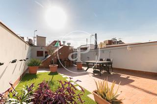 Pis  Carrer dels tallers. Ático en venta en ciutat vella