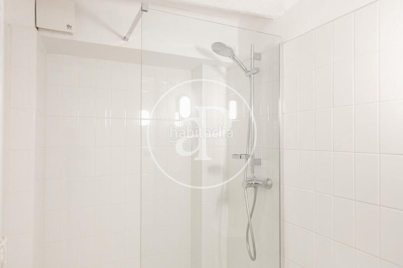 Foto 68d87f93-69fc-4504-982b-43c52d071d3b. Appartement avec chauffage dans Sants Barcelona