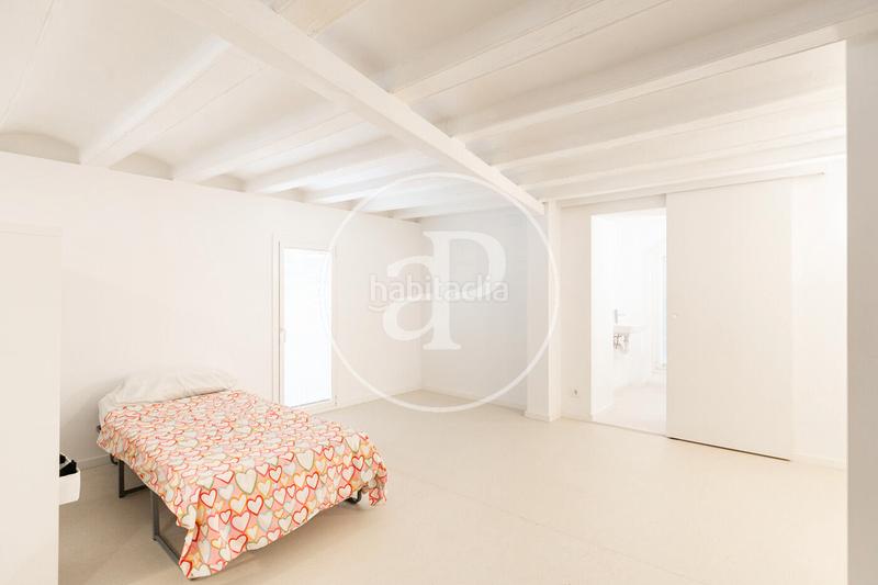 Foto cfac8b15-d76e-4f1d-b4c0-0d373d0e7f2e. Appartement avec chauffage dans Sants Barcelona