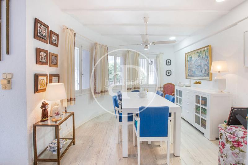 Foto 2aeca9a6-8036-4ba6-bed7-b3fd4854b4b8. Doppelhaus mit heizung parking in Mareny Blau Sueca