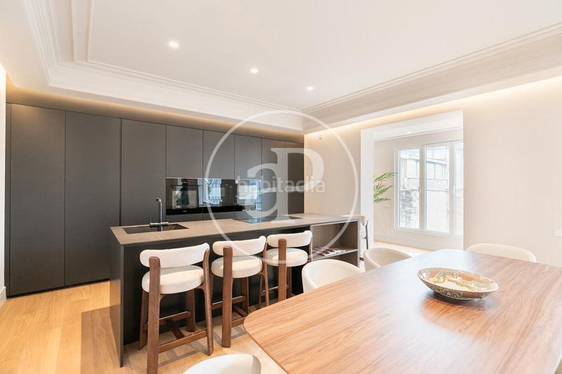 Foto 3288edcd-f40f-4e1d-b19e-ee39641063c7. Appartamento con riscaldamento in Dreta de l´Eixample Barcelona