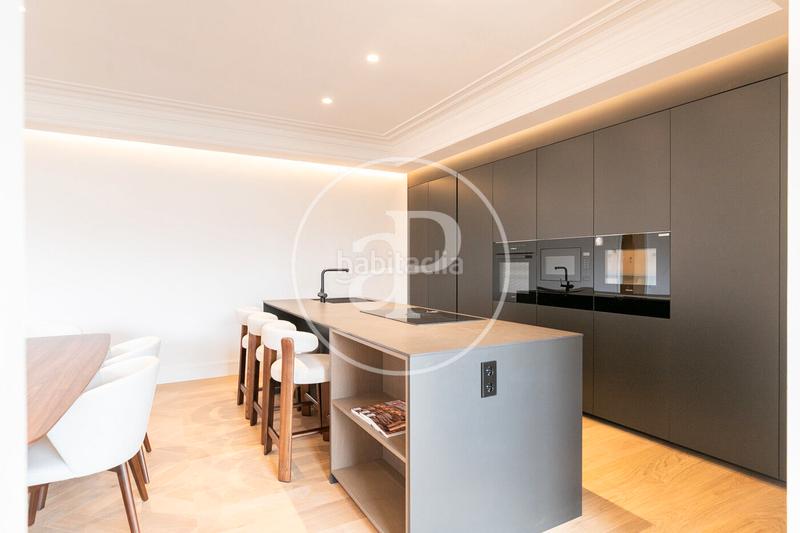 Foto 3bfb3cbb-451b-444b-9096-5dfb2d3a6240. Appartamento con riscaldamento in Dreta de l´Eixample Barcelona