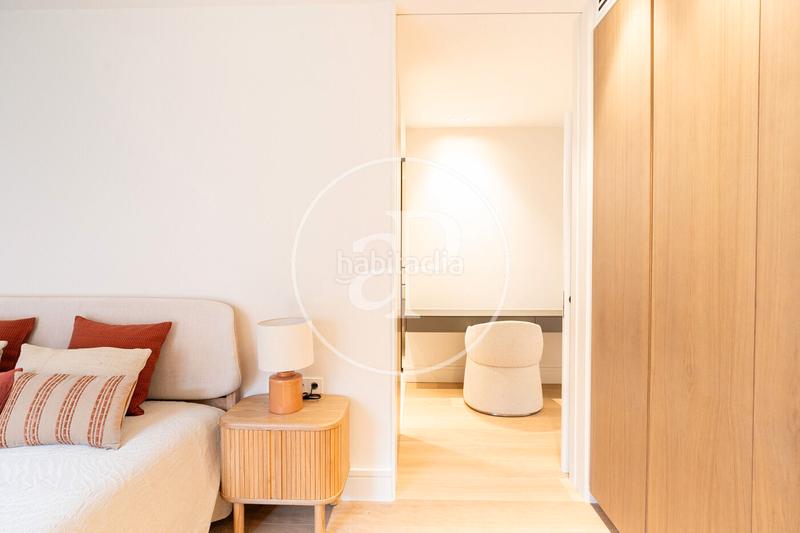 Foto 5b6c936b-ee62-4fa5-83d0-8966b50d5de1. Appartamento con riscaldamento in Dreta de l´Eixample Barcelona