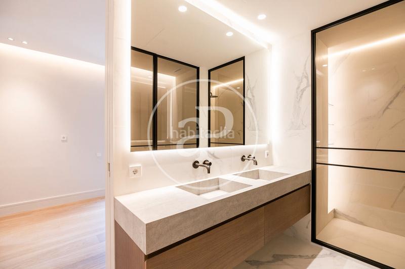 Foto b6e2f466-517e-4245-a00d-85acab380153. Appartamento con riscaldamento in Dreta de l´Eixample Barcelona