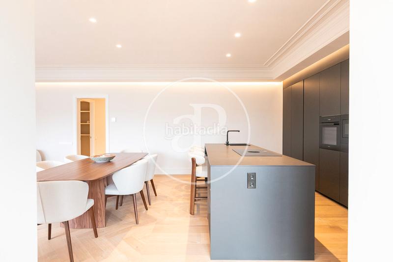 Foto ebda6b31-d2db-4e7b-aaf1-26fa65428878. Appartamento con riscaldamento in Dreta de l´Eixample Barcelona