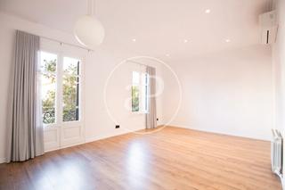 Piso  Carrer de casp. Piso en venta al lado de paseo sant joan