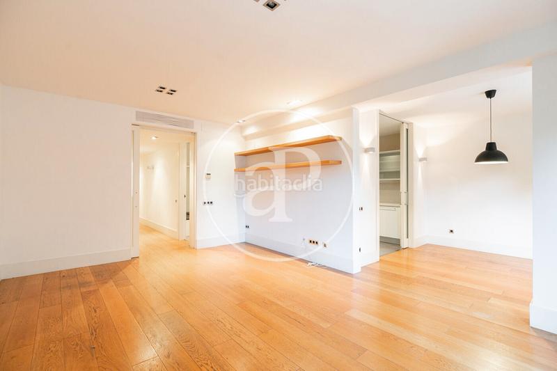 Foto dd086040-dea8-4bfe-ab9a-dcc6793cb3b6. Miete etagenwohnung mit heizung in Tres Torres Barcelona