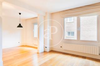 Flat in Pg. de la Bonanova