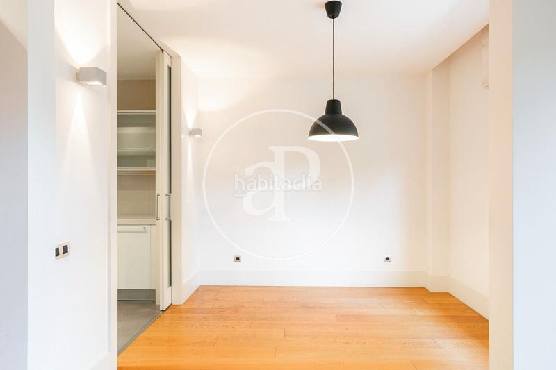 Foto 77efe930-147b-40a0-927d-b22473c21ad7. Rent flat with heating in Tres Torres Barcelona