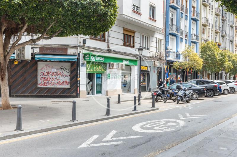 Foto a636b38c-ed86-4e22-b07c-e6d2432d90d7. Pis amb calefacció a Russafa Valencia