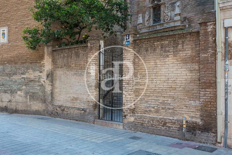 Foto a8ced58d-6450-447b-afbe-975273a92561. Pis amb calefacció a Russafa Valencia