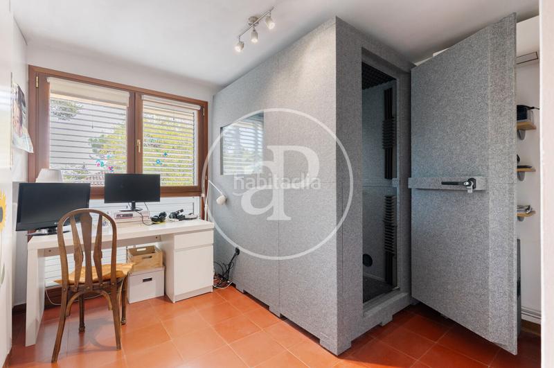 Foto 0156799c-efba-46e7-9992-4583a5357cf5. Haus mit heizung parking pool in Bellaterra