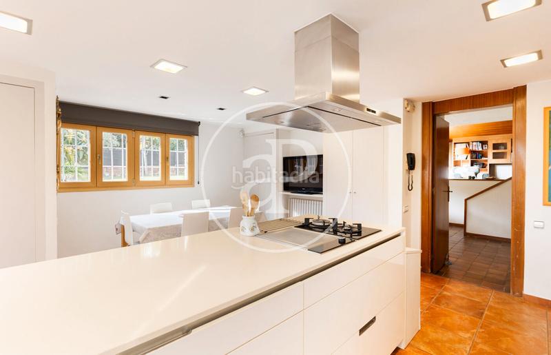 Foto 12974e58-a20d-4c1c-84a5-6259d45118c0. Haus mit heizung parking pool in Bellaterra