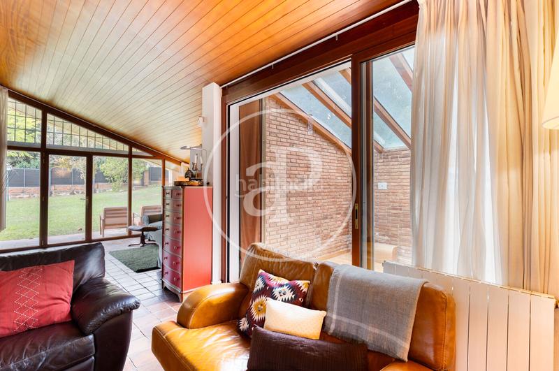 Foto 34e57da4-1927-42e7-bbe3-6b90c10835d4. Haus mit heizung parking pool in Bellaterra