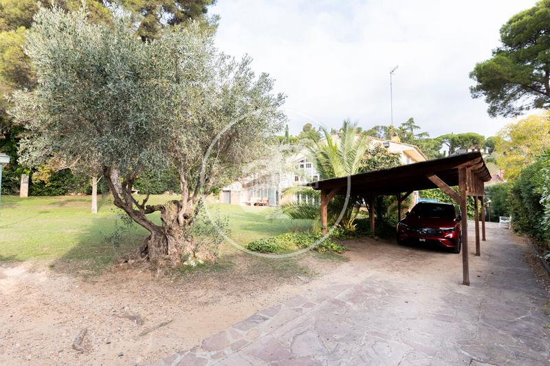 Foto 4d00a977-ce77-42e3-ab0a-358f093edbaf. Haus mit heizung parking pool in Bellaterra