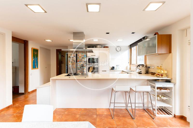 Foto 616cb79e-c4dd-4c00-aaab-45be3859fbd9. Haus mit heizung parking pool in Bellaterra