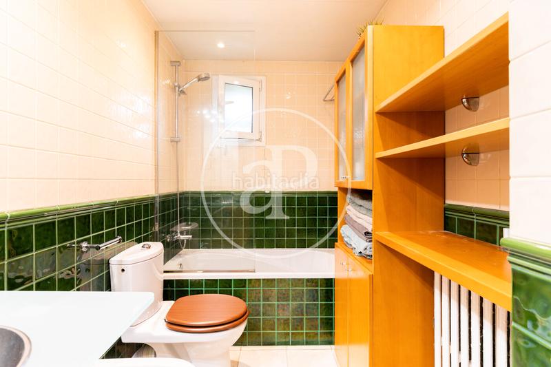 Foto 94541009-ac4d-4cdf-90a1-4d99608e2d9d. Haus mit heizung parking pool in Bellaterra