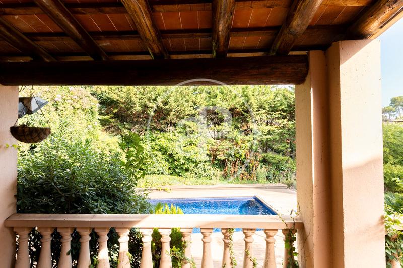 Foto b15f3006-4db6-4e7a-889a-154e4907b2b3. Haus mit heizung parking pool in Bellaterra