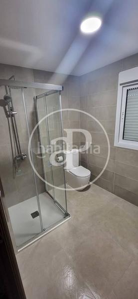 Foto a2bf6f36-091d-495d-95bd-e70fd44a5ded. Casa aparellada amb calefacció aparcament piscina a Gandia