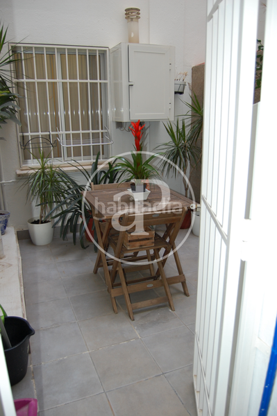 Foto 734c2bab-9eef-4bae-aa49-465d8a096be2. Lloguer pis amb calefacció aparcament a El Botànic Valencia