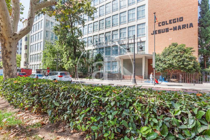 Foto 6d7c9c54-fef5-4cf2-b8a0-6dfc46c0aabe. Location appartement avec chauffage parking dans La Petxina Valencia