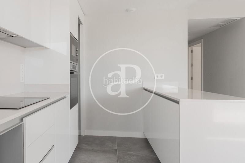 Foto 70cc0965-e242-4ad6-bff5-b06a21d685e3. Affitto appartamento con riscaldamento parcheggio piscina in Badalona